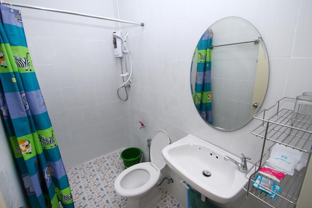 Baan Pordee Homestay Phayayen Esterno foto